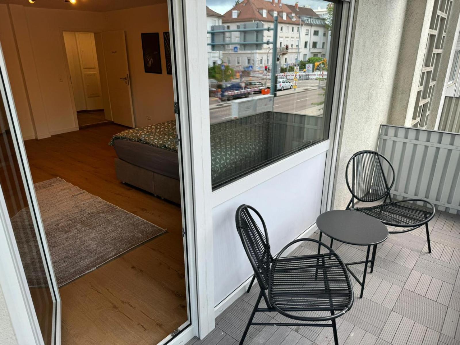 Studio Zimmer In Innenstadt Karlsruhe Exterior foto